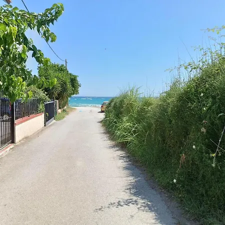 Apartmán Niki Seaside *