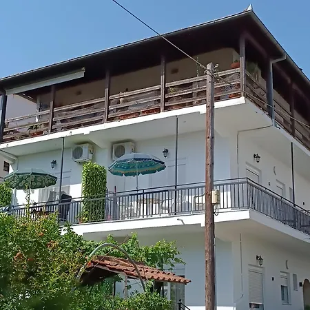 Niki Seaside *