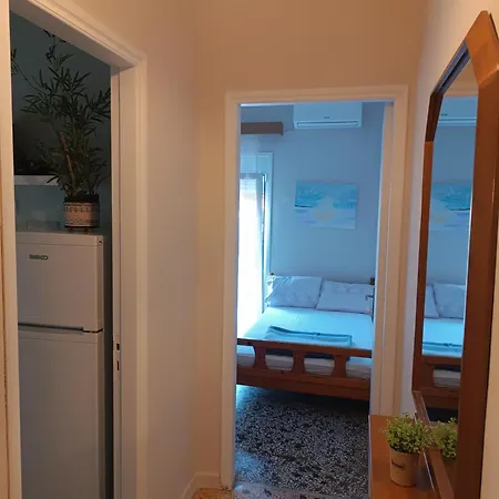 Niki Seaside